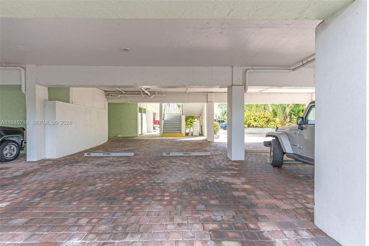 87465 Old Hwy, Unit 102, Islamorada, FL 33036 Photo