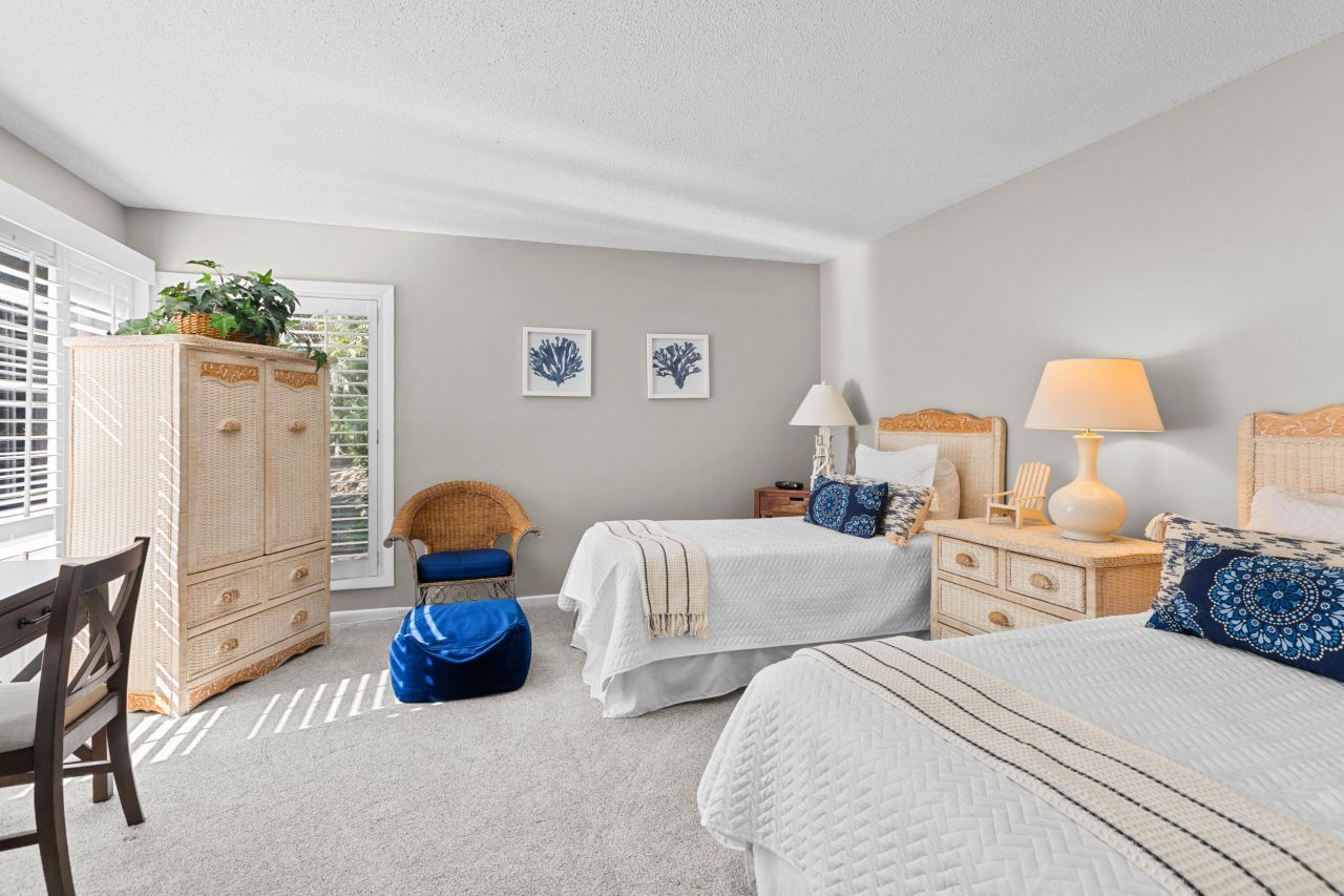 777 Spinnaker Beachhouses Photo 27