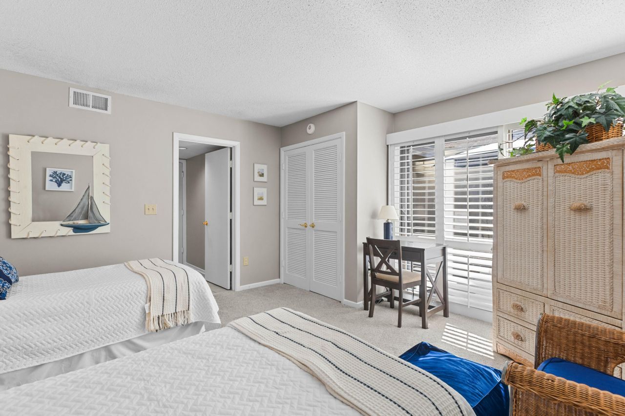 777 Spinnaker Beachhouses Photo 28