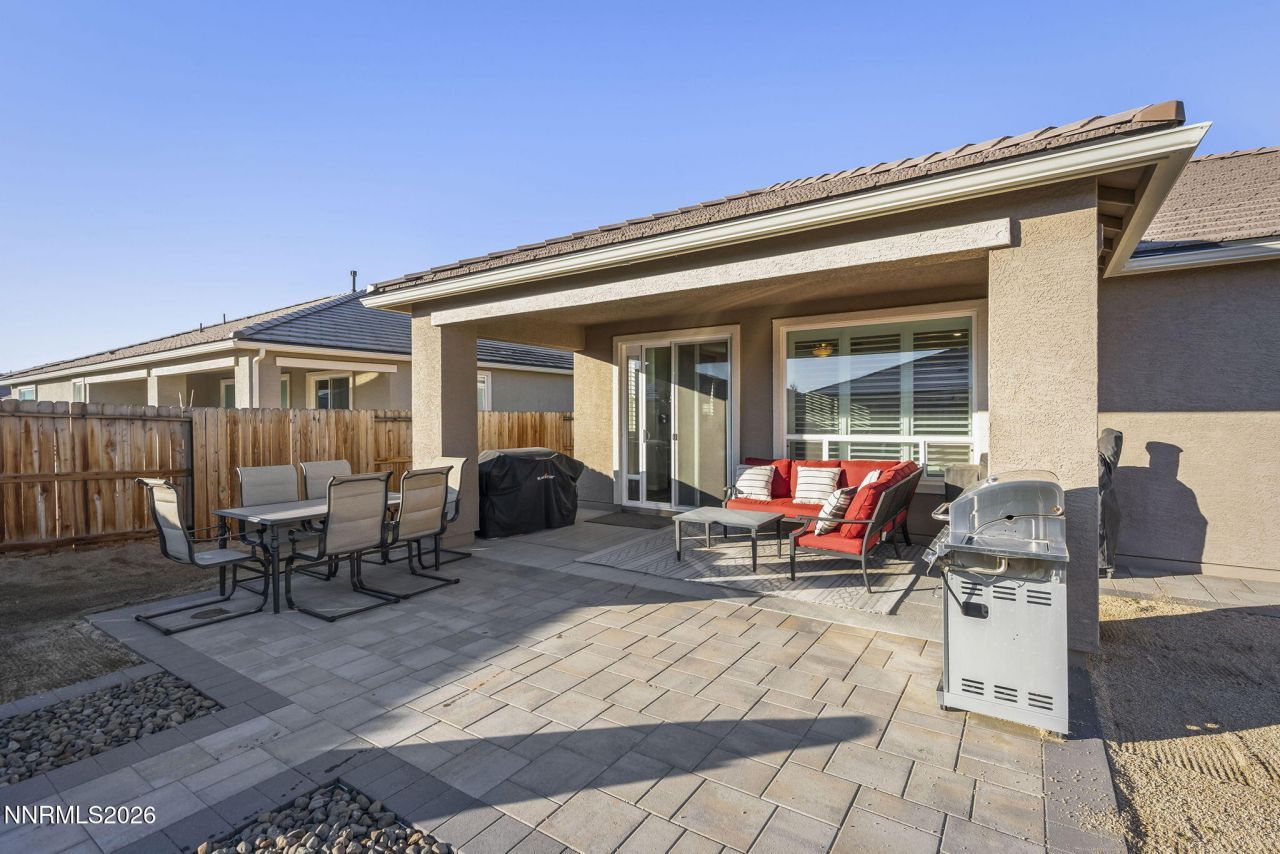 1030 Garden Pond Way, Sparks, NV 89441 Photo