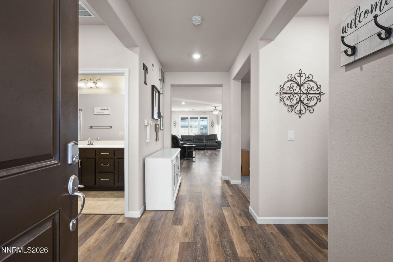 1030 Garden Pond Way, Sparks, NV 89441 Photo