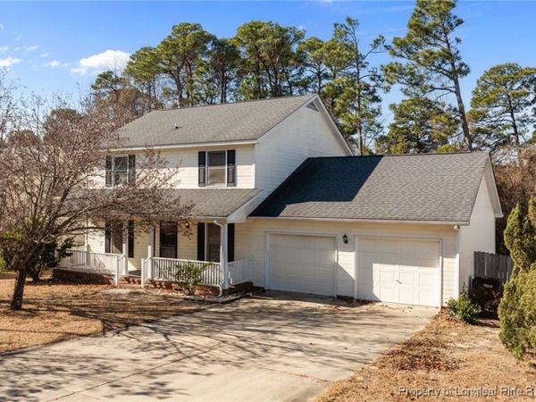 1820 Daphne Circle, Fayetteville, NC 28304