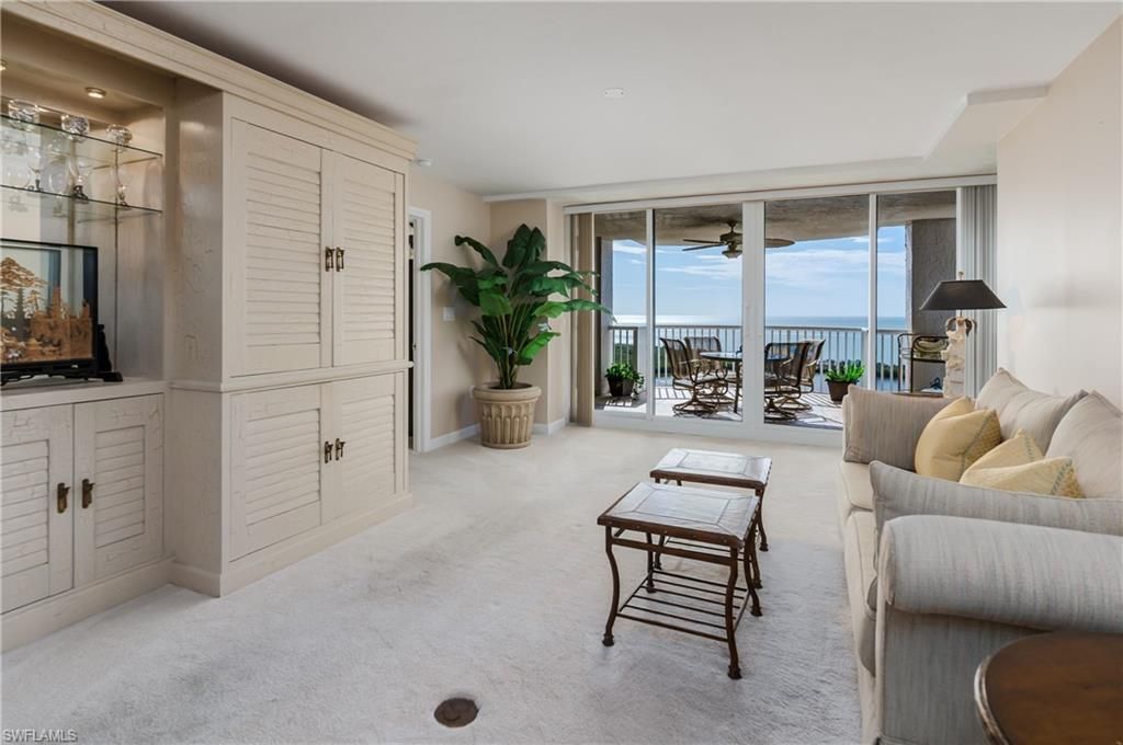 6849 Grenadier Blvd, Unit 2203, Naples, FL 34108 Photo