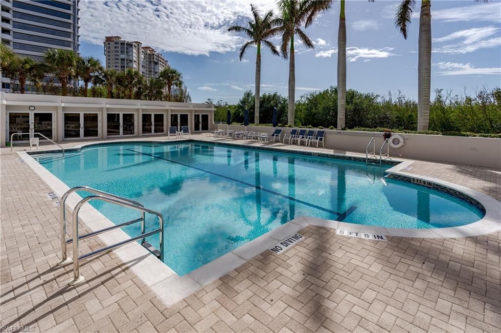 6849 Grenadier Blvd, Unit 2203, Naples, FL 34108 Photo