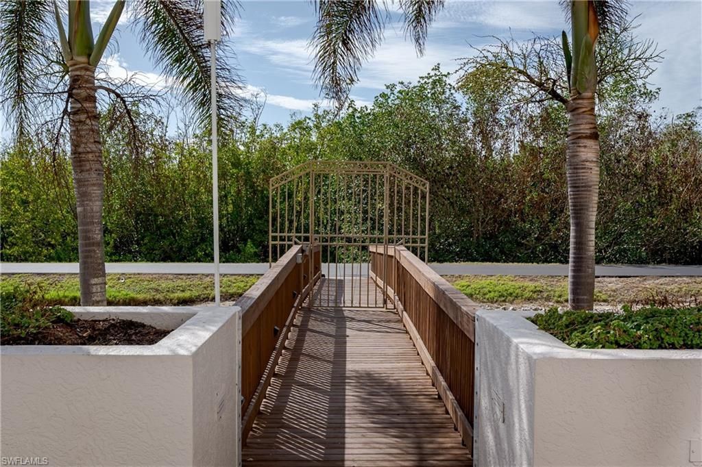 6849 Grenadier Blvd, Unit 2203, Naples, FL 34108 Photo