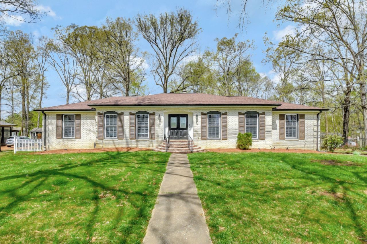 1623 Shady Crest Dr, Lebanon, TN 37087 Main Photo