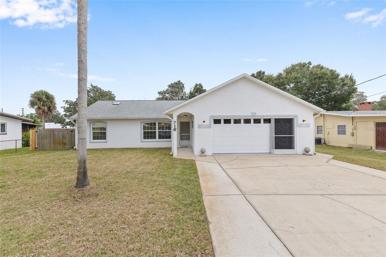 716 Francis Avenue, New Smyrna Beach, FL 32168 Photo