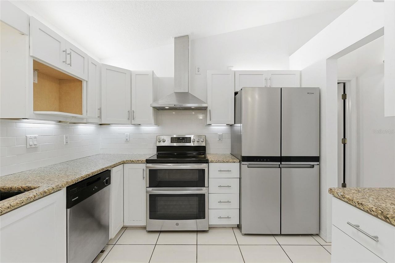 716 Francis Avenue, New Smyrna Beach, FL 32168 Photo