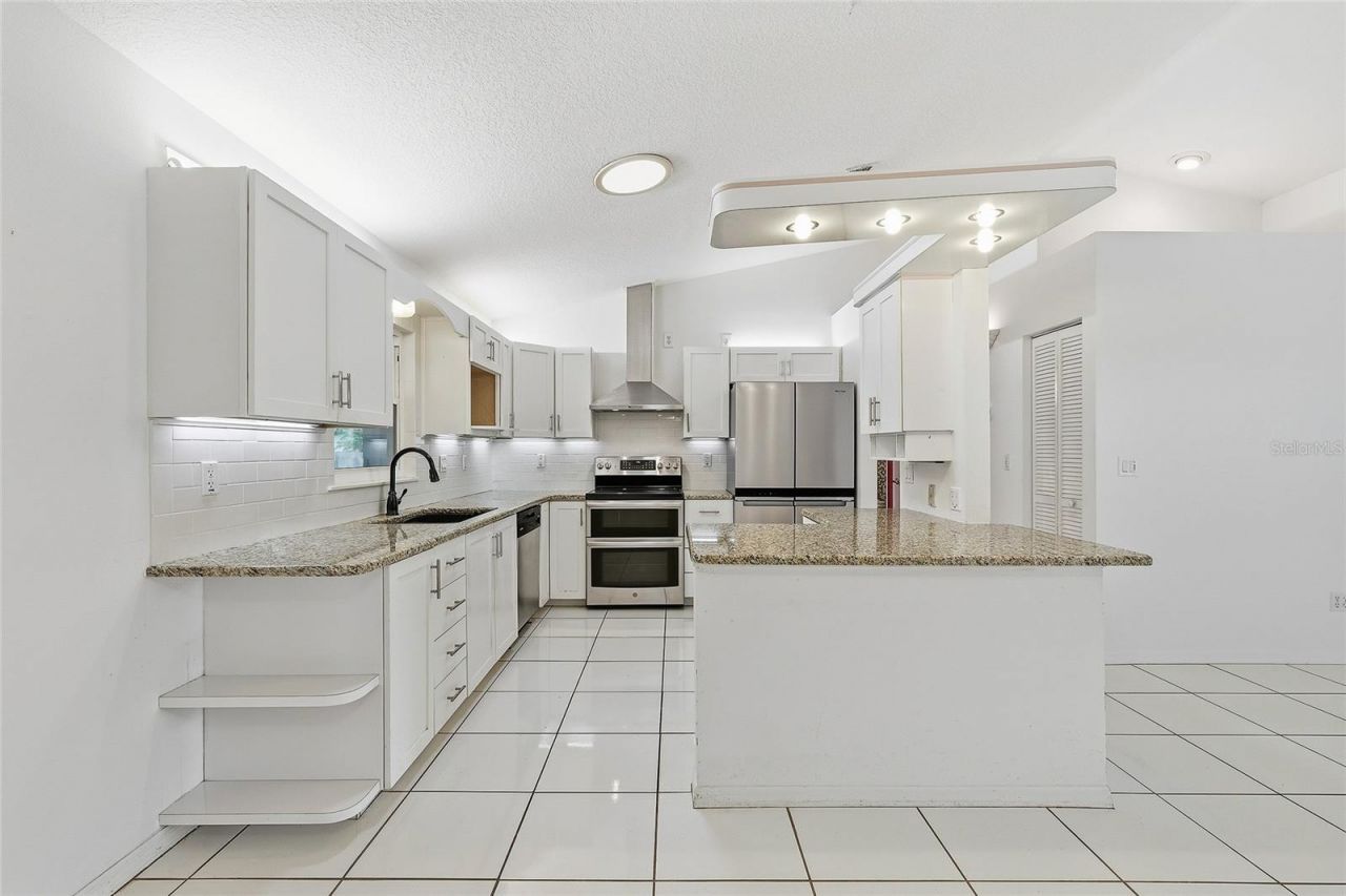 716 Francis Avenue, New Smyrna Beach, FL 32168 Photo