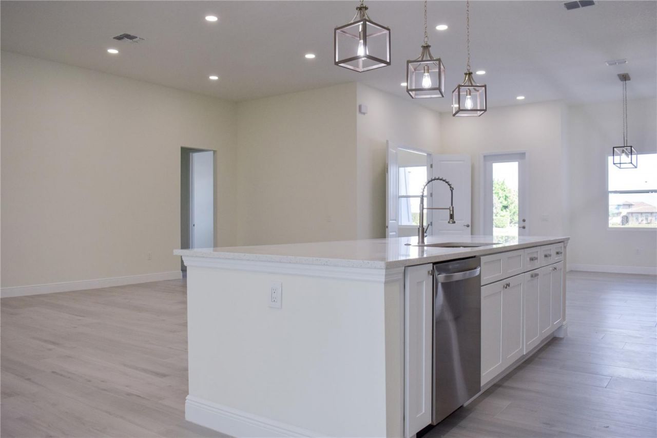 163 Blazing Star Avenue, Lake Alfred, FL 33850 Photo