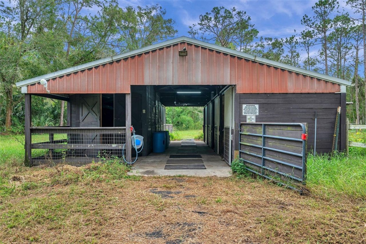 655 Appaloosa Road, Tarpon Springs, FL 34688 Photo