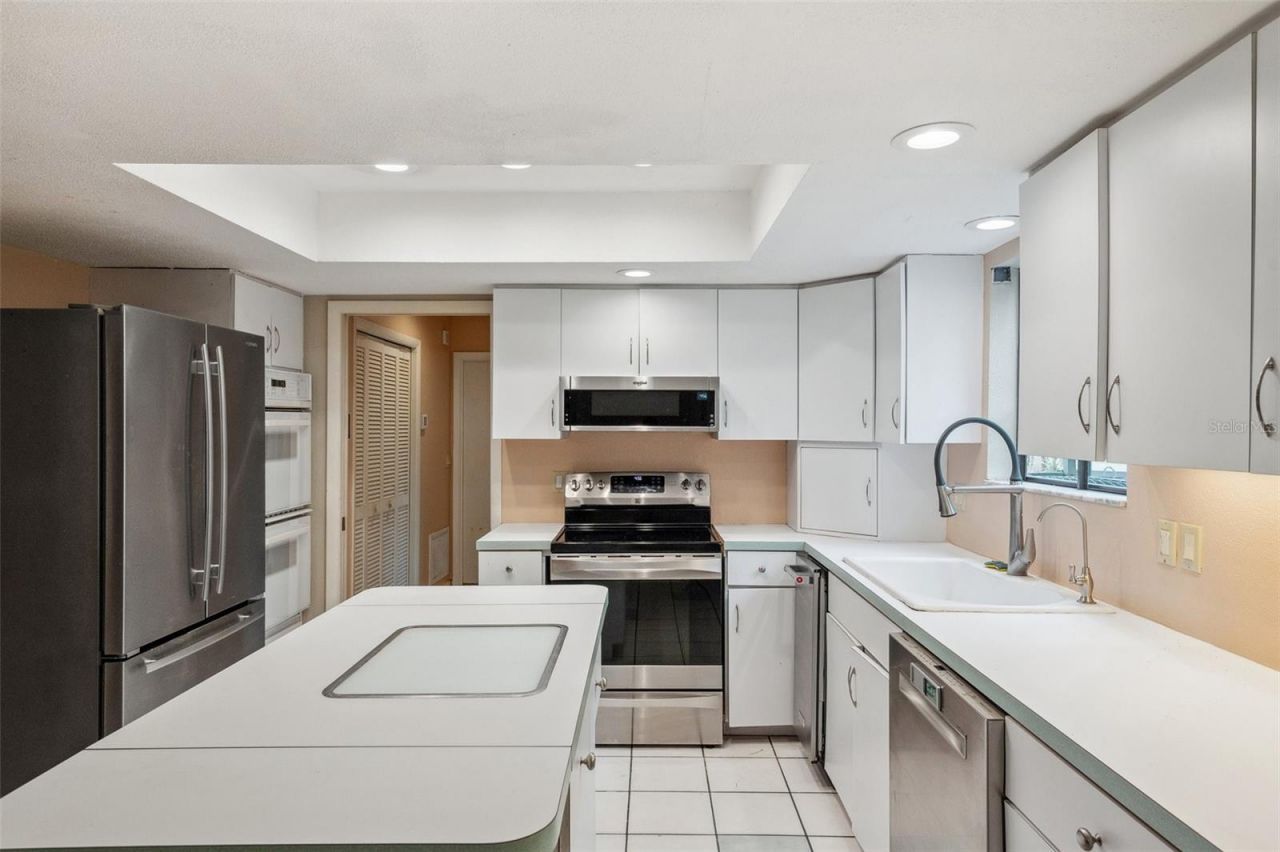 655 Appaloosa Road, Tarpon Springs, FL 34688 Photo