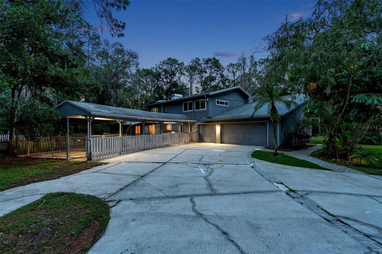 655 Appaloosa Road, Tarpon Springs, FL 34688 Photo