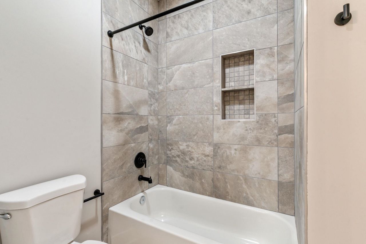 226 E Bradford Road, Unit A & B, Tallahassee, FL 32303 Photo