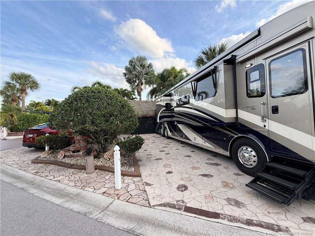 421 NW Chipshot Lane, Port Saint Lucie, FL 34986 Photo