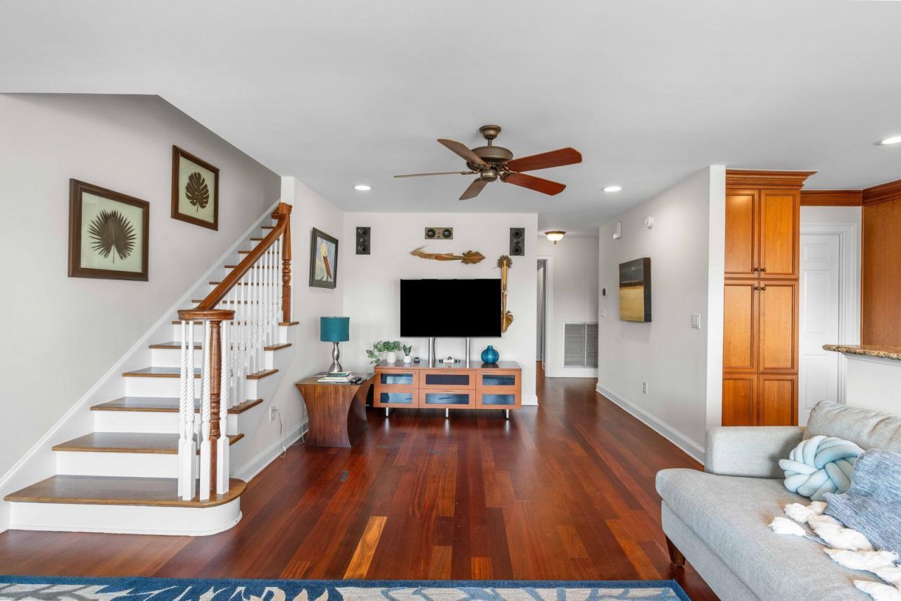 4007 Palm Boulevard Photo 5