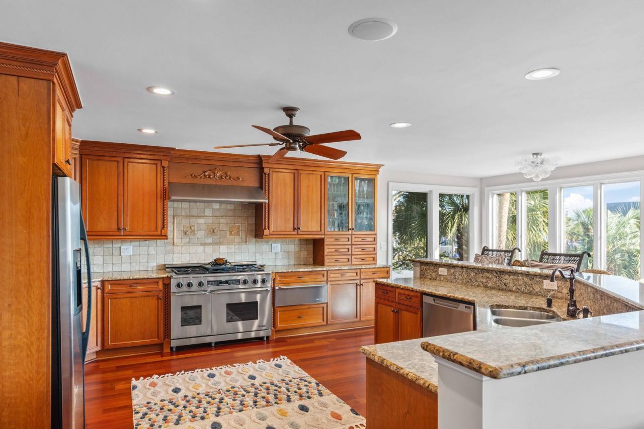 4007 Palm Boulevard Photo 6