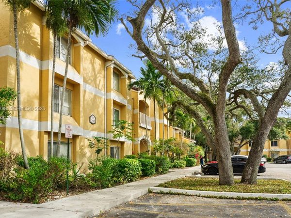 2445 NW 33rd St, Unit 1416, Oakland Park, FL 33309