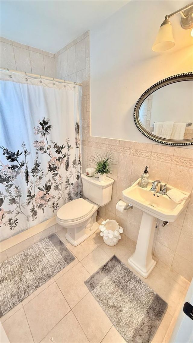 10765 SW 155th Ter, Miami, FL 33157 Photo