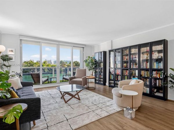 9381 E Bay Harbor Dr, Unit 303N, Bay Harbor Islands, FL 33154