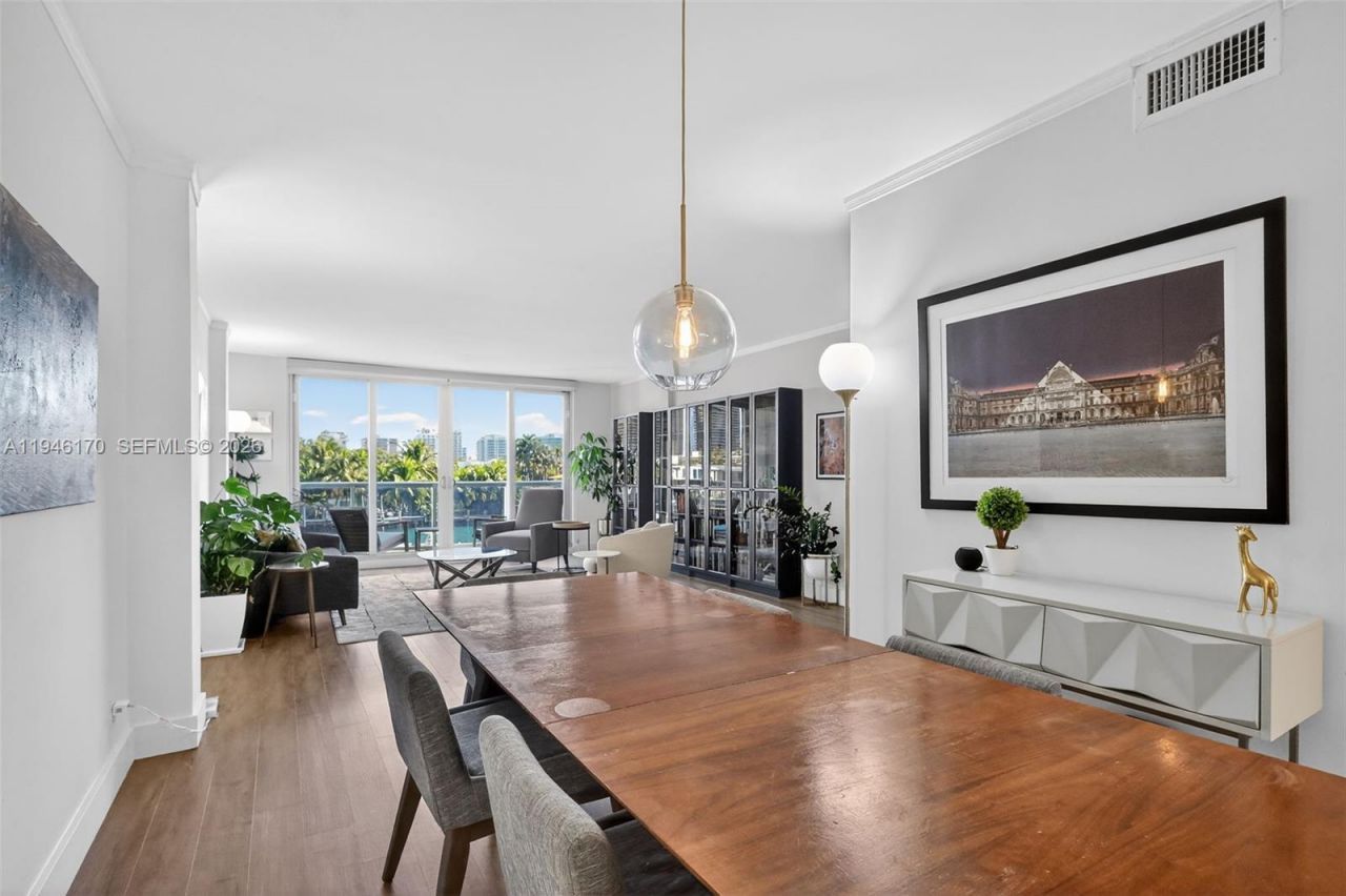 9381 E Bay Harbor Dr, Unit 303N, Bay Harbor Islands, FL 33154 Photo