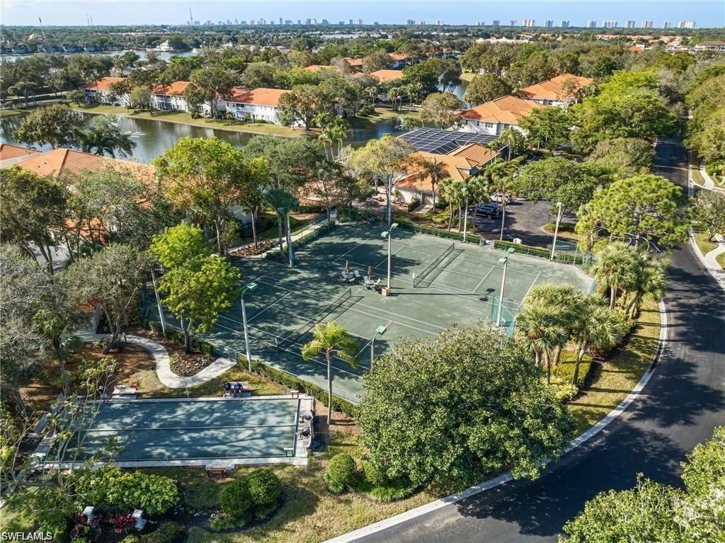 2476 Orchid Bay Dr, Unit W201, Naples, FL 34109 Photo