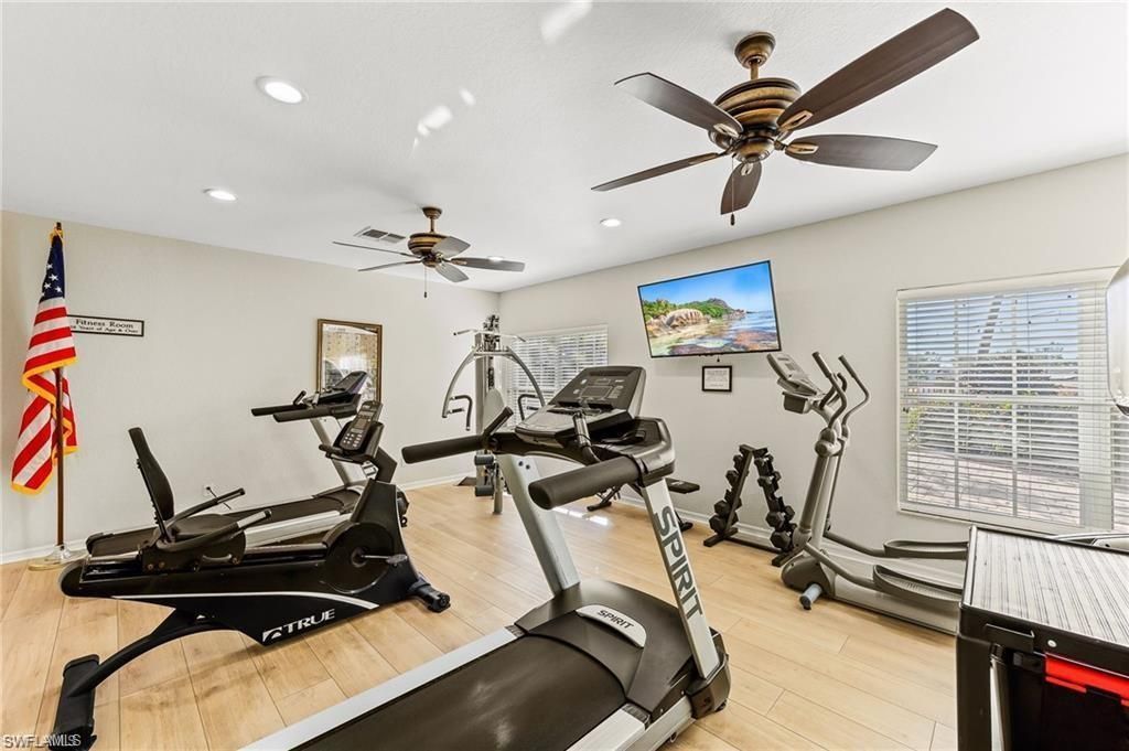 2476 Orchid Bay Dr, Unit W201, Naples, FL 34109 Photo