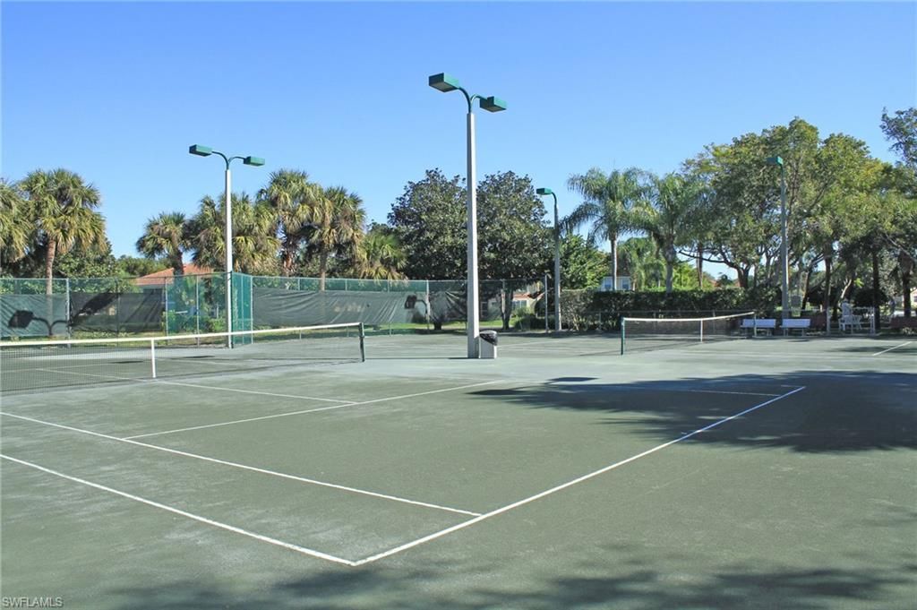 2476 Orchid Bay Dr, Unit W201, Naples, FL 34109 Photo