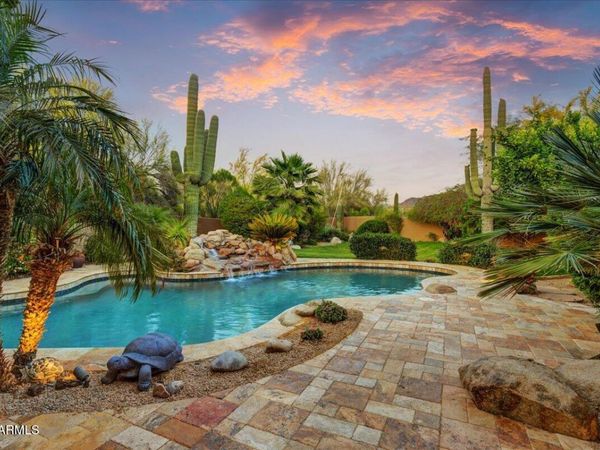 8526 E HACKAMORE Drive, Scottsdale, AZ 85255