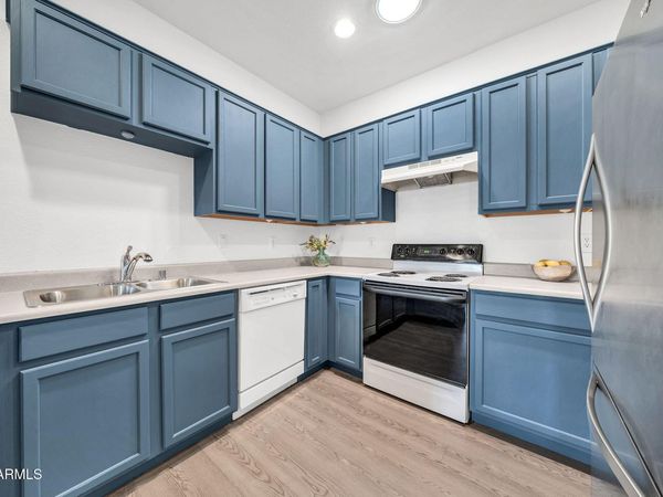 8800 N 107th Avenue, Unit 52, Peoria, AZ 85345