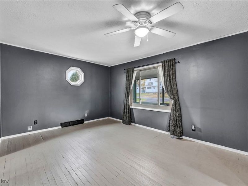 12908 Shadyway Road, Garfield Heights, OH 44125 Photo 10