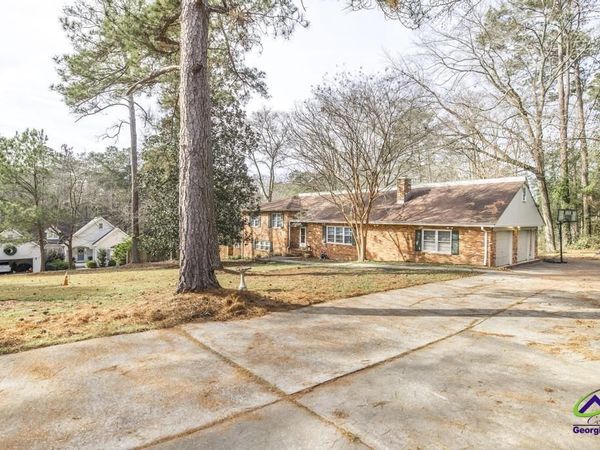 211 Old Club Court, Macon, GA 31210