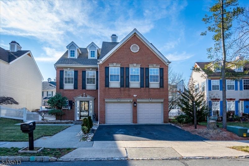 9 Magellan Way, Franklin, NJ 08823 Main Photo