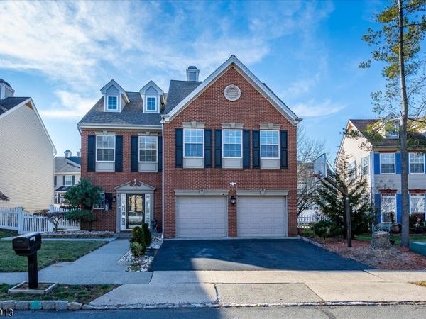 9 Magellan Way, Franklin, NJ 08823