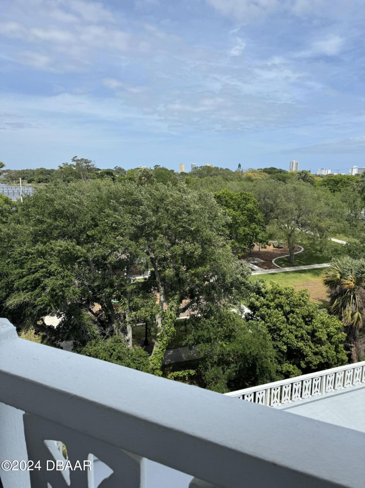 935 N Halifax Avenue, Unit 402, Daytona Beach, FL 32118 Photo