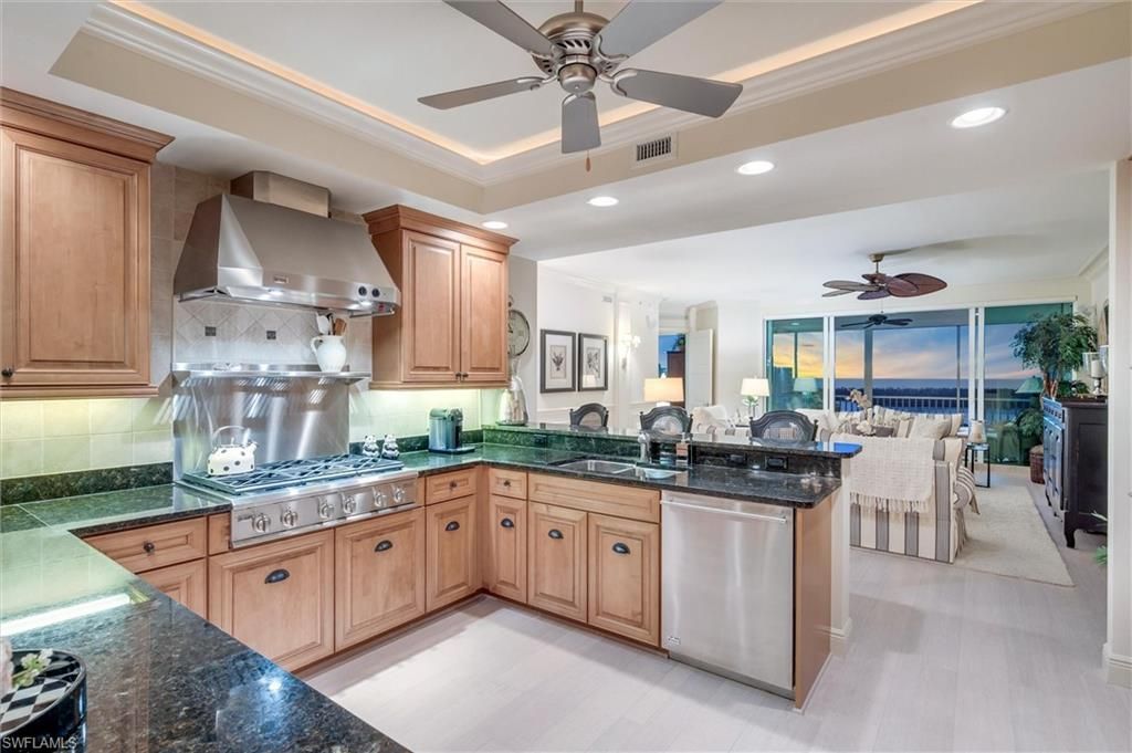265 Indies Way, Unit 802, Naples, FL 34110 Photo