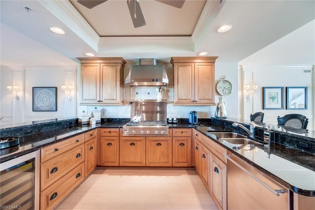 265 Indies Way, Unit 802, Naples, FL 34110 Photo