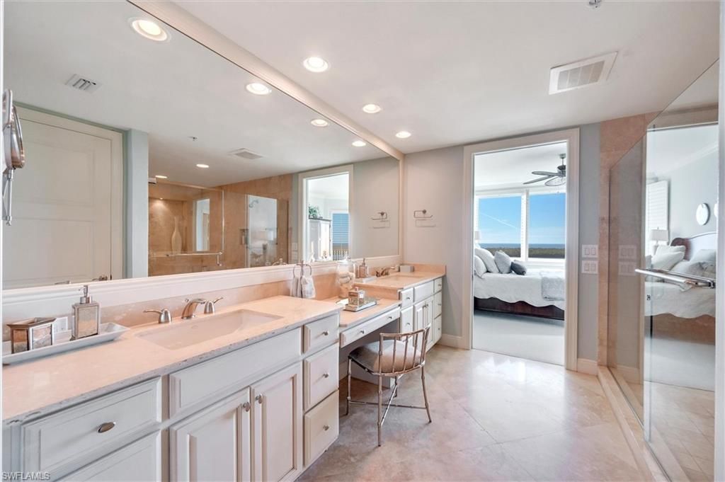 265 Indies Way, Unit 802, Naples, FL 34110 Photo