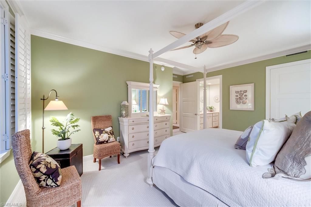 265 Indies Way, Unit 802, Naples, FL 34110 Photo