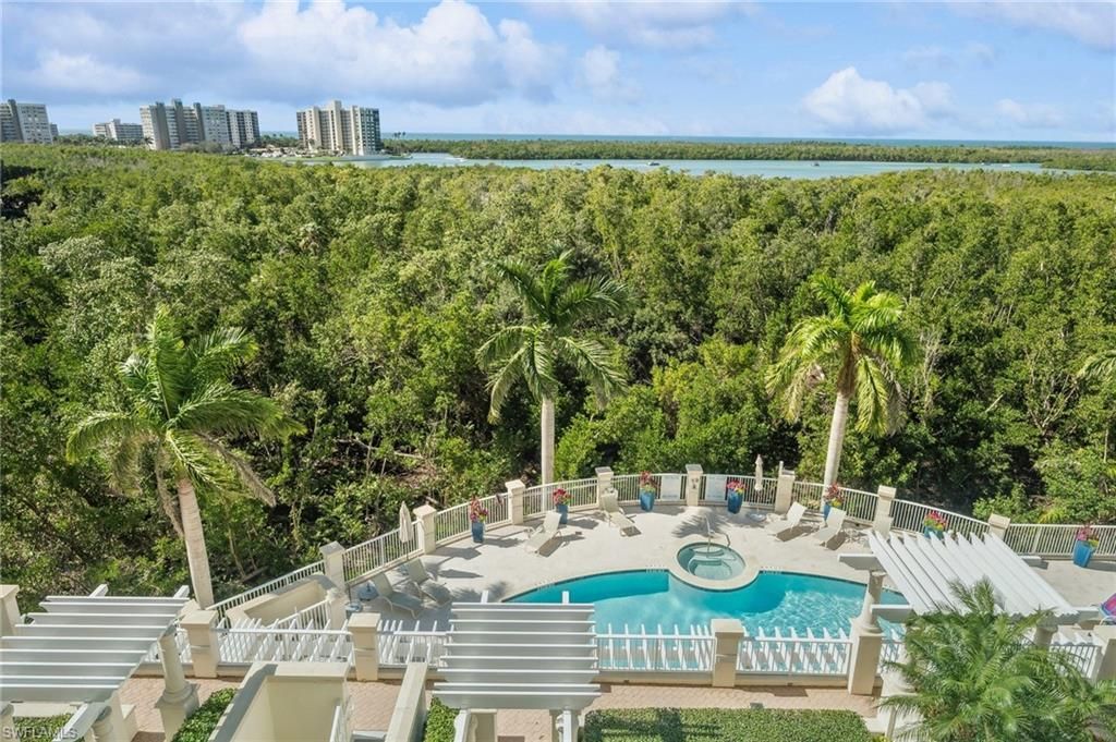 265 Indies Way, Unit 802, Naples, FL 34110 Photo