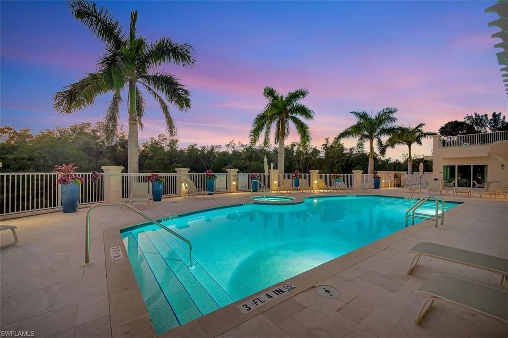 265 Indies Way, Unit 802, Naples, FL 34110 Photo