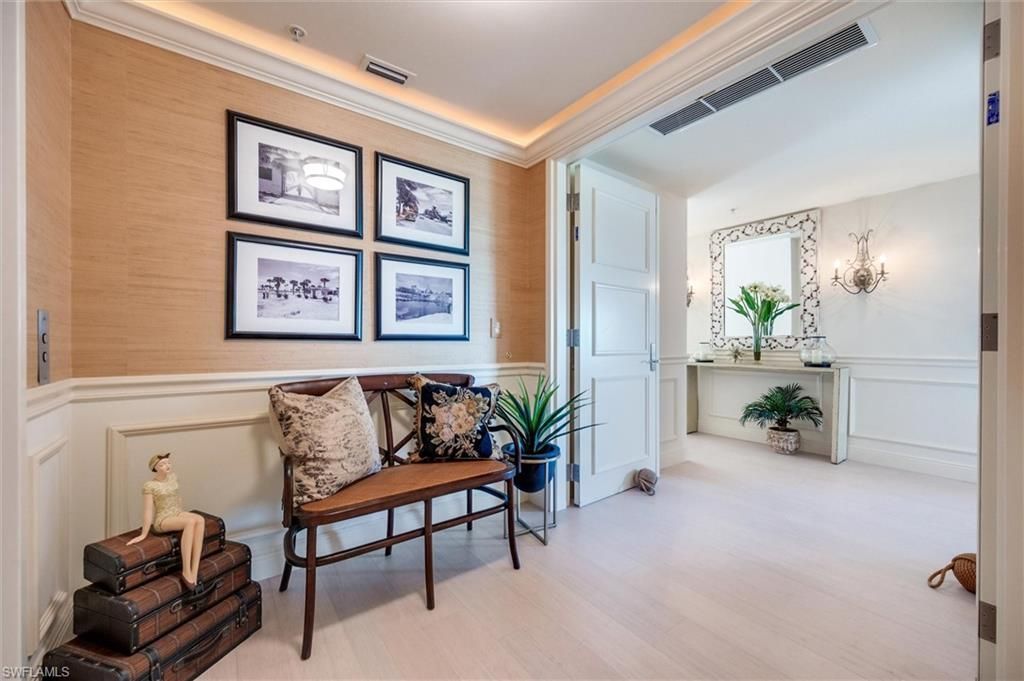 265 Indies Way, Unit 802, Naples, FL 34110 Photo