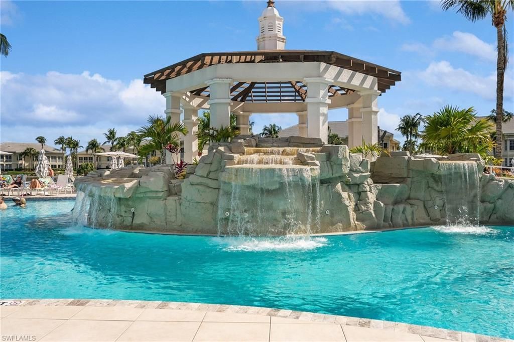 265 Indies Way, Unit 802, Naples, FL 34110 Photo