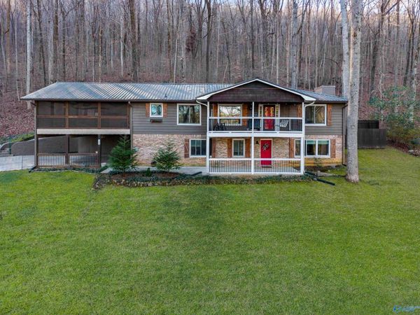 124 Catherine Drive, Owens Cross Roads, AL 35763