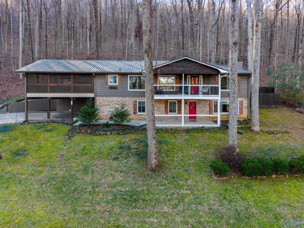 124 Catherine Drive, Owens Cross Roads, AL 35763