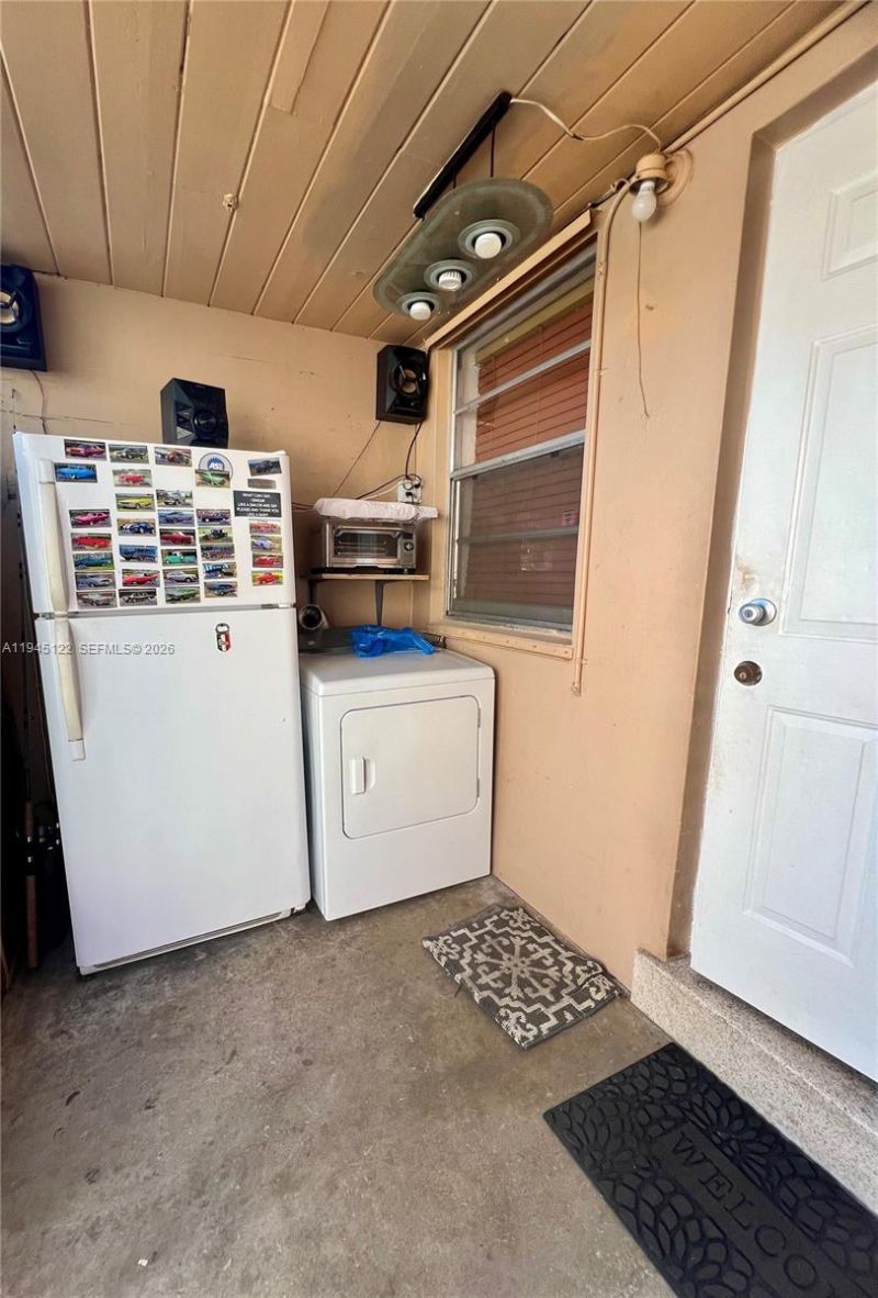 2651 W 12th Ave, Hialeah, FL 33010 Photo