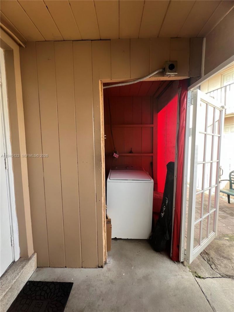 2651 W 12th Ave, Hialeah, FL 33010 Photo