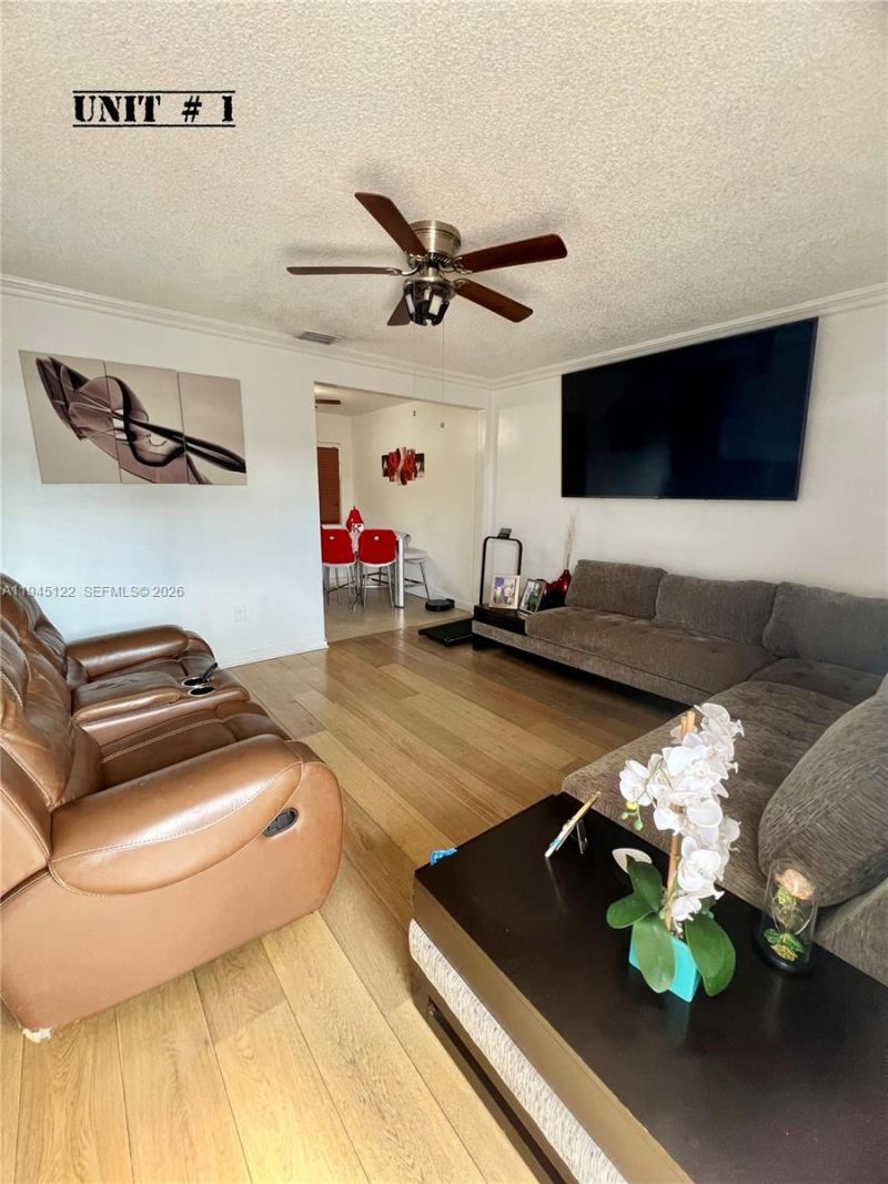 2651 W 12th Ave, Hialeah, FL 33010 Photo