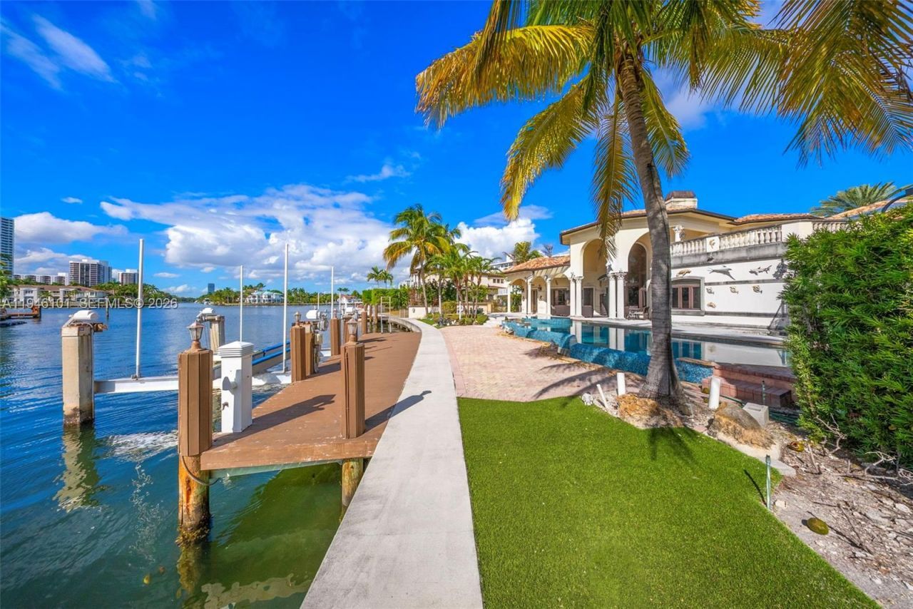 680 Golden Beach Dr , Golden Beach, FL 33160 Photo