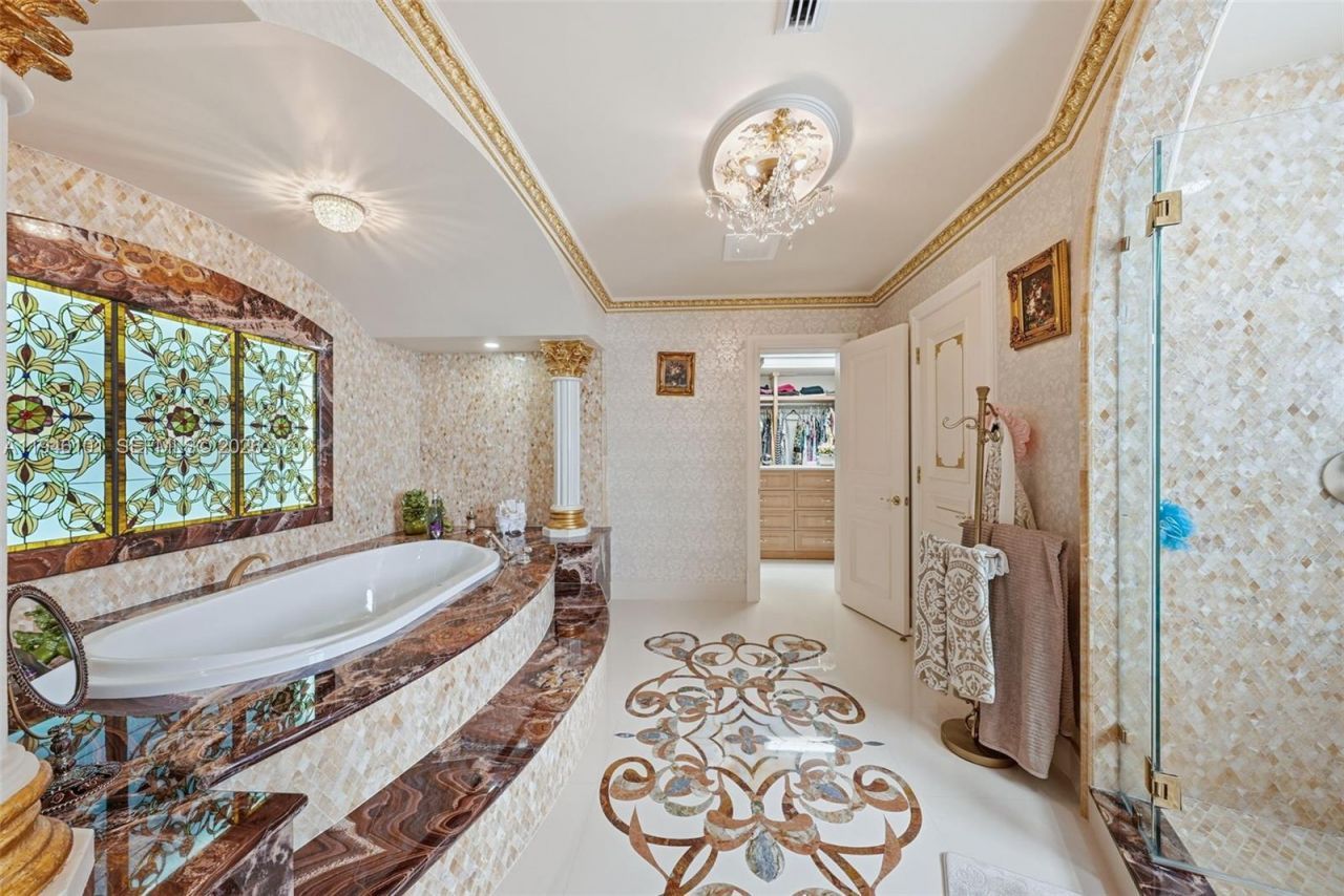 680 Golden Beach Dr , Golden Beach, FL 33160 Photo